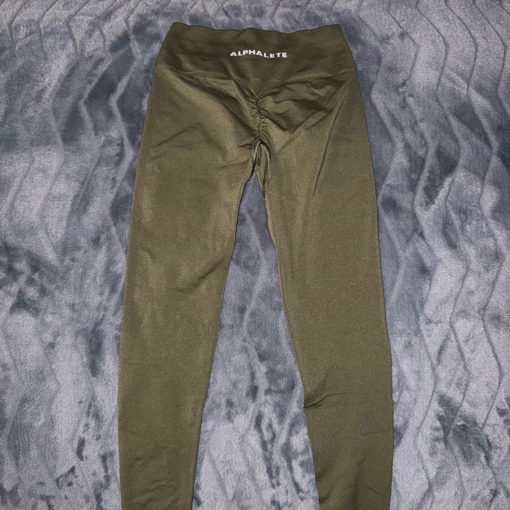 Alphalete Green Leggings